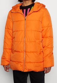 VILA Abrigo de invierno - orange