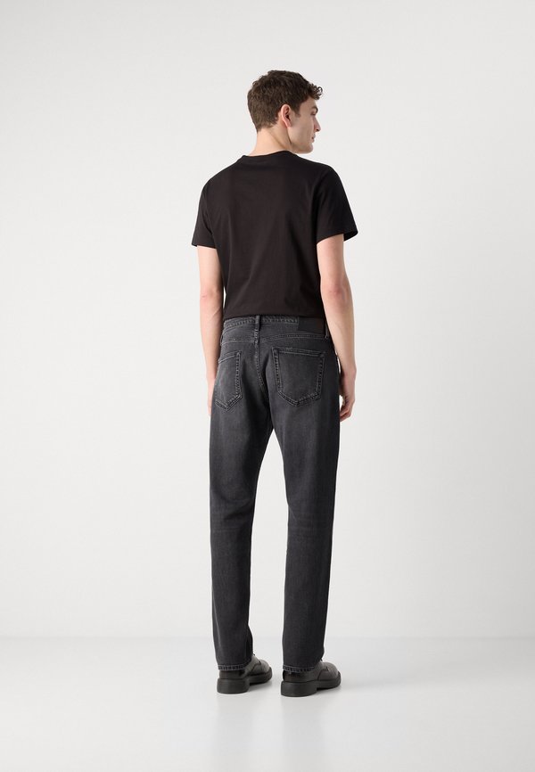 STANDARD STRAIGHT - Straight leg jeans4