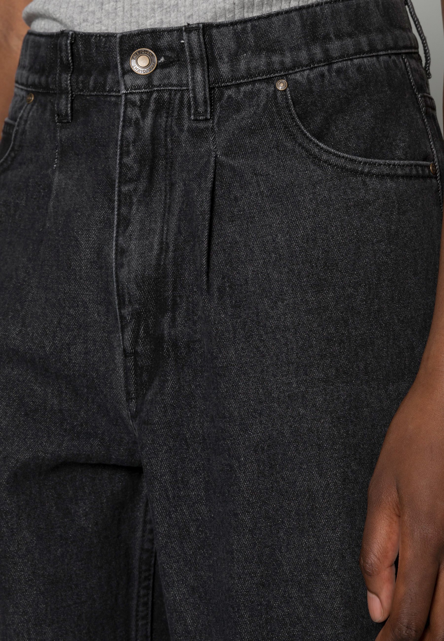 Freequent BAGGER ANKLE - Relaxed fit jeans - black/black denim -  Zalando.co.uk