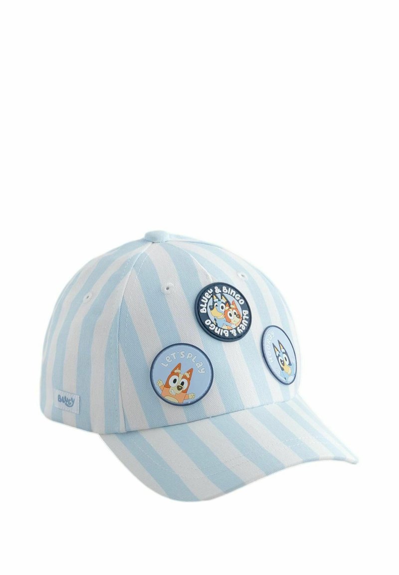 Gorra de béisbol a rayas azules con tres distintivos circulares y coloridos que presentan animales de dibujos animados y texto. Tela de algodón, visera curvada, correa ajustable.
