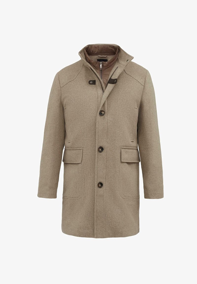 Beżowy wełniany płaszcz z brązowym zamkiem wewnętrznym, dużymi kieszeniami, zapięciem na guziki oraz wysokim kołnierzem z napami.