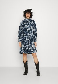 b.young BYIMINO DRESS - Vestido de dia - total eclipse mix