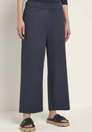 MIT WEITEM BEIN  - Trousers - midnight