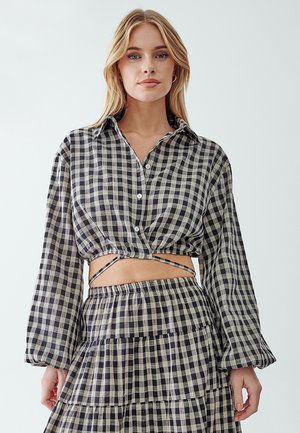 PIARRA CROP - Paitapusero - black nautral gingham