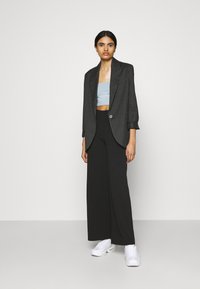 Gina Tricot MILA BANDEAU 2 PACK - Top - white/skyway