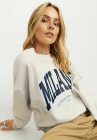 JJXX JJXX MIT RUNDHALS JXMERLE - Sudadera - moonbeam