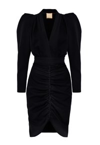 Czarna sukienka z długimi bufiastymi rękawami, krój kopertowy, marszczony przód z detalami w postaci guzików, do kolan, wykonana z gładkiego materiału.