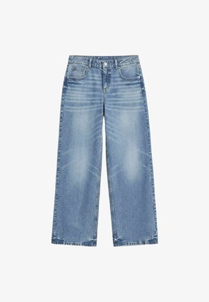 Vero Moda, JEANS VMHALLIE NIEDRIGE TAILLE WEIT GESCHNITTEN JEANS - Wide leg - medium blue denim