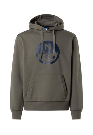 Felpa con cappuccio verde oliva realizzata in tessuto morbido, con tasca a marsupio e logo circolare con le lettere "N" e "S" per North Sails sulla parte anteriore.