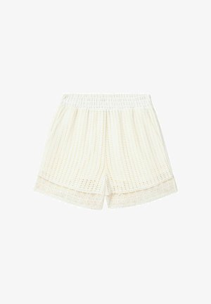 Białe szorty w stylu szydełkowym z elastycznym pasem i koronkową lamówką przy krawędzi, z ażurowym wzorem w kratkę.