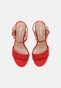 Tamaris Sandaalid - red