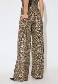 Koton Vaqueros rectos - brown