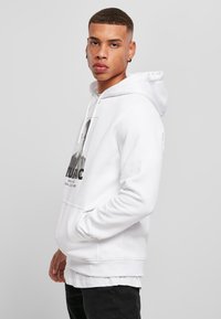 Mister Tee Hoodie - white