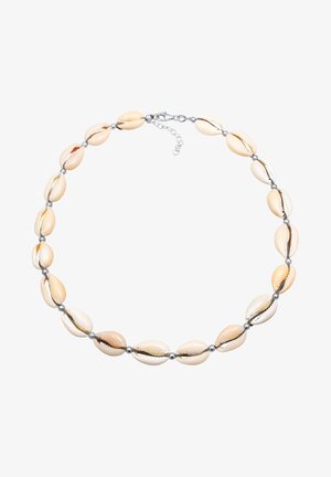 Halskette mit cremefarbenen Kaurischalen und metallischen Silberperlen, verbunden mit einer dünnen Kette, mit einem Verschluss für sicheren Halt.