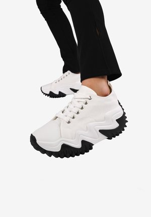 Trainers - blanco