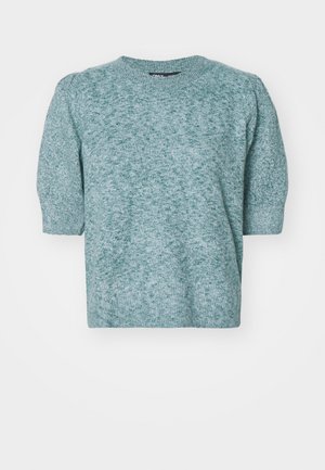 Kötött pulóver puha, texturált mentazöld színben, rövid puffos ujjakkal és kerek nyakkivágással, laza szabású.