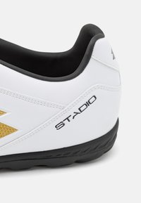 Lotto STADIO 705 TF UNISEX - Scarpe da calcio per terreni sintetici - all white/light platino