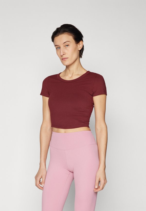 ONE FITTED - Sport T-Shirt