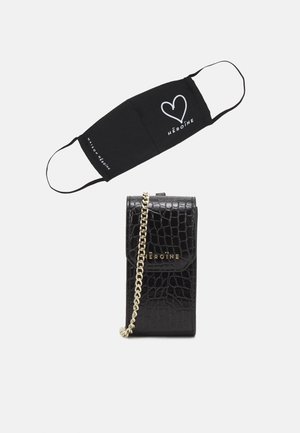 ENJA POUCH MASK HEART SET - Portefeuille - black