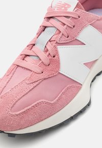 New Balance 327 UNISEX - Trainers - pink