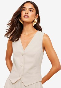 THROUGH V NECK - REGULAR FIT - Chaleco - stone cream