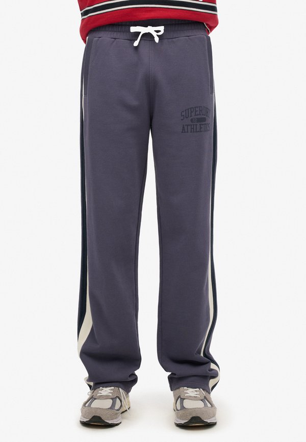 ATHLETIC ESSENTIALS JOGGERS - Jogginghose