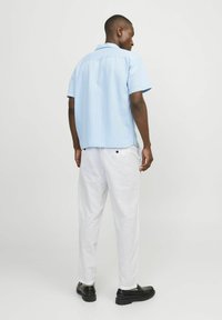 Jack & Jones Chino hlače - bright white