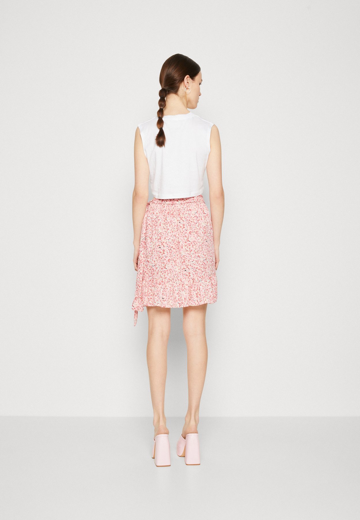 ONLOLIVIA WRAP SKIRT