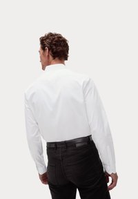 Marks & Spencer REGULAR FIT EASY IRON PURE - Hemd - white