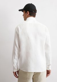 Thumbnail Image 2