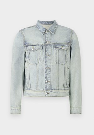 Chaqueta de mezclilla de lavado claro con cierre de botones, dos bolsillos en el pecho y cuello clásico. Tejido texturizado con un ligero desvanecimiento.