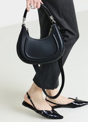 Calliope Handbag - ultrablack