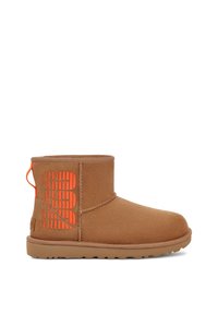 UGG MINI SIDEL - Vinterstövlar - chestnut