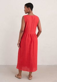 Seasalt Cornwall MEADOW BRODERIE - Freizeitkleid - tomato - red