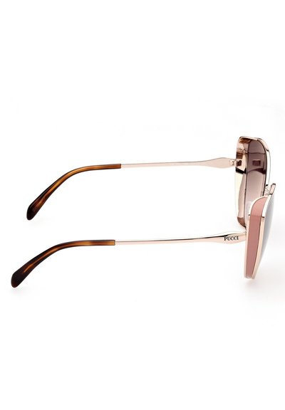 Gafas de sol rosas con un marco geométrico, un puente de metal dorado brillante y puntas de patilla de carey marrón. Lentes transparentes.