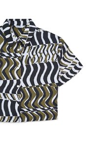 Camicetta a maniche corte con motivi ondulati neri, bianchi e verde oliva. Presenta un colletto button-down e una tasca sul petto. Materiale in misto cotone.