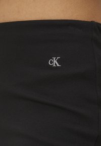 Calvin Klein Jeans SCULPTED MILANO - Kelnės - black