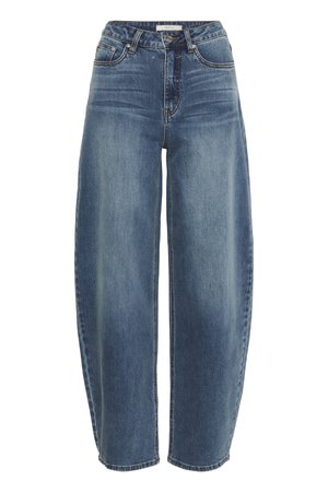 Høyt liv, løst sittende blå jeans laget av denim, med knappelukking, fem lommer, og subtil fading på stoffet.