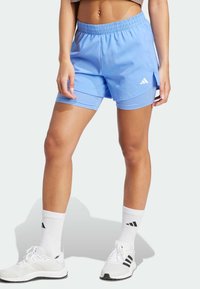 adidas Performance - W MIN 2IN1 SHO - Pantalón corto de deporte - blue fusion white Imagen en miniatura 1
