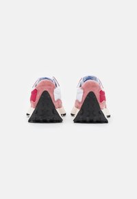 New Balance WS327 - Sapatilhas - washed henna