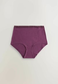 Högmidjade lila bomullsunderkläder med spetsdetalj vid midjan och slät yta. Har full täckning med en klassisk design.