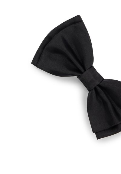 Nœud papillon noir en tissu lisse, présentant une forme de papillon classique et un large nœud central, soulignant un design raffiné et élégant.
