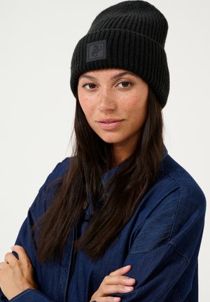 Culture MERVA - Mössa - black