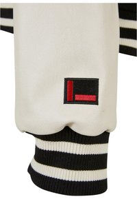 FUBU OLD ENGLISH VARSITY JACKET - Pilotska jakna - black offwhite white