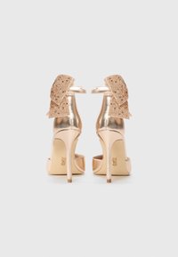 Steve Madden DEVILLE - Korolliset avokkaat - gold-coloured