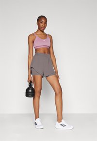 adidas Performance HEAT.RDY HIIT - Spordišortsid - charcoal