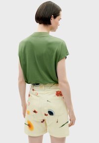 Thinking Mu HERE COMES THE SUN - T-shirt print - olive green