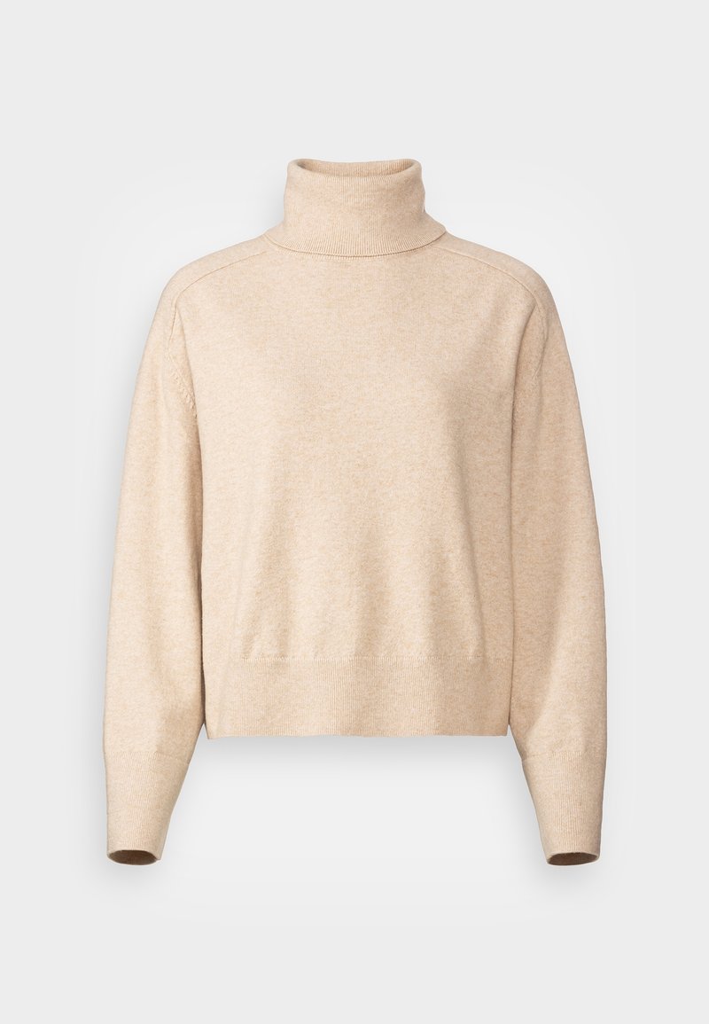 Pull à col roulé beige à manches longues avec un col, des poignets et un ourlet côtelés, présenté sur un fond clair uni.