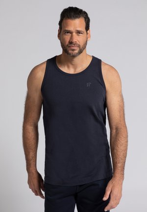 Navyblaues Tanktop aus weicher Baumwolle mit rundem Halsausschnitt und Armöffnungen. Verfügt über ein dezentes "JP"-Logo auf der Brust. Glatte Textur.