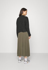 Vero Moda Petite VMDOFFY O NECK BOXY - Camisola - black